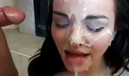 خدمتکار مک کارتی بدون شورت انجمن کیر تو
