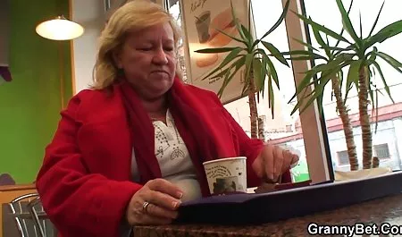 جشن Fellucia عکس های سکسی کیر کلفت Blow بر روی همسر خروس خوشمزه